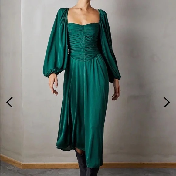 The Westside By Sari Slosne Green Midi Dress